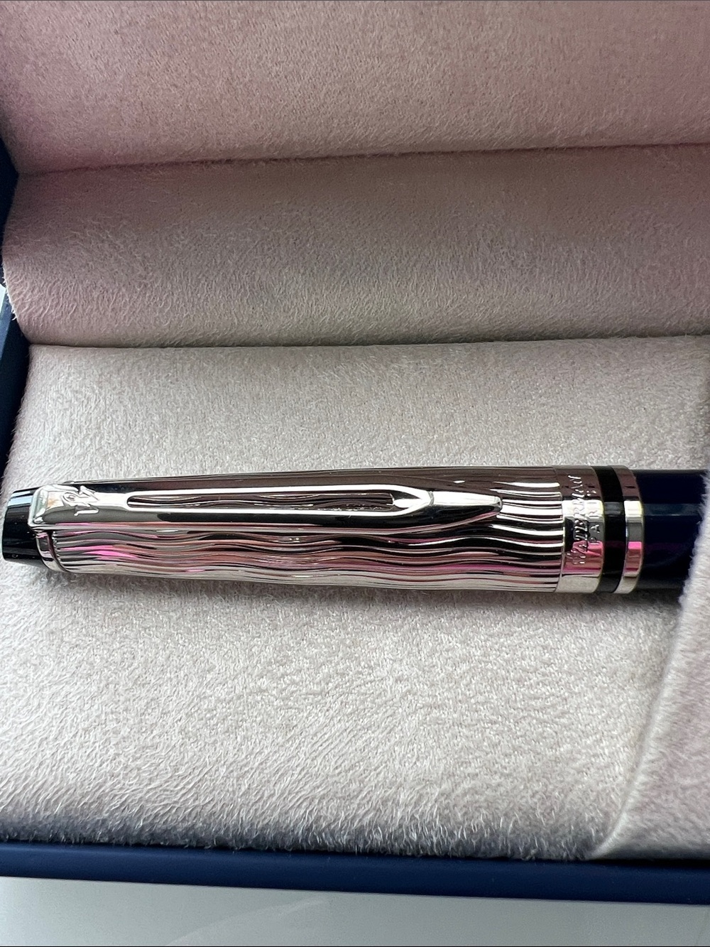 Waterman Paris Navy Blue Ballpoint Pen with Silver Cap Never Used - Picture 3 of 5